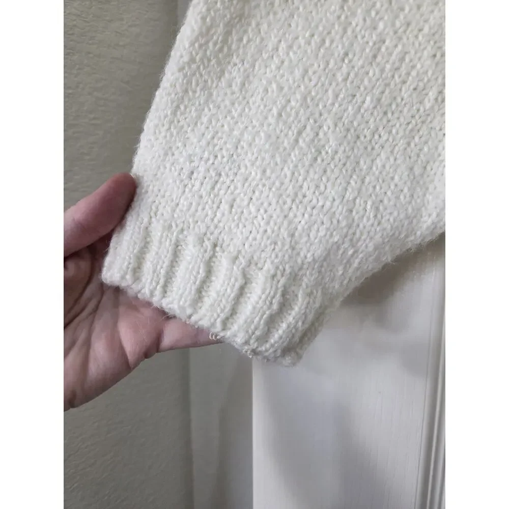 Diane Von Furstenberg White Vintage Chunky Cozy Pullover Sweater, Size Medium - Picture 11 of 11